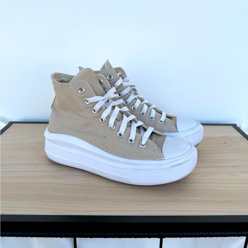 Tan converse high tops - Picture 1 of 7